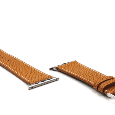 <span class="cat_name">Classic Apple Watch strap</span><br><span class="material_name">Embossed calf</span><br><span class="color_name">Nutmeg</span>