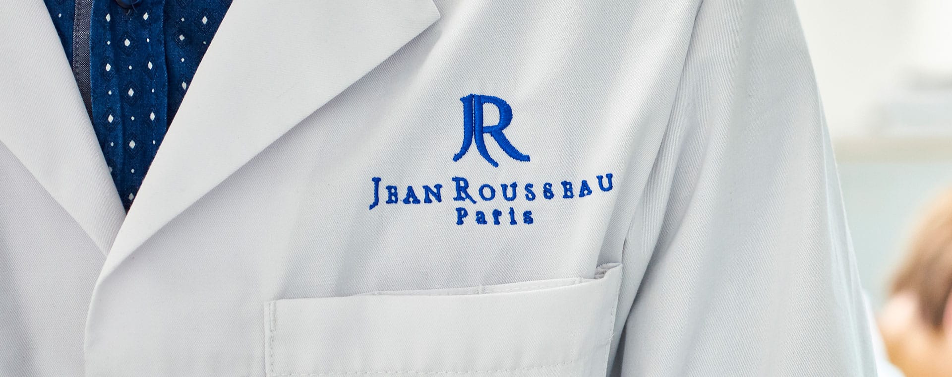 3 QUESTIONS TO MAHESH CHAUHAN, FINE LEATHER CRAFTSMAN AT JEAN ROUSSEAU