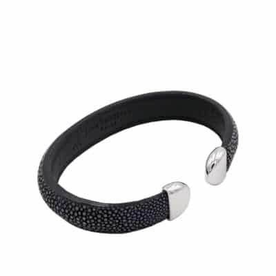 Neptune bracelet black stingray