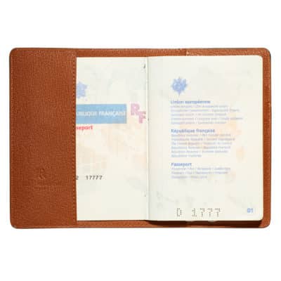 Passport cover veg tan calf khaki