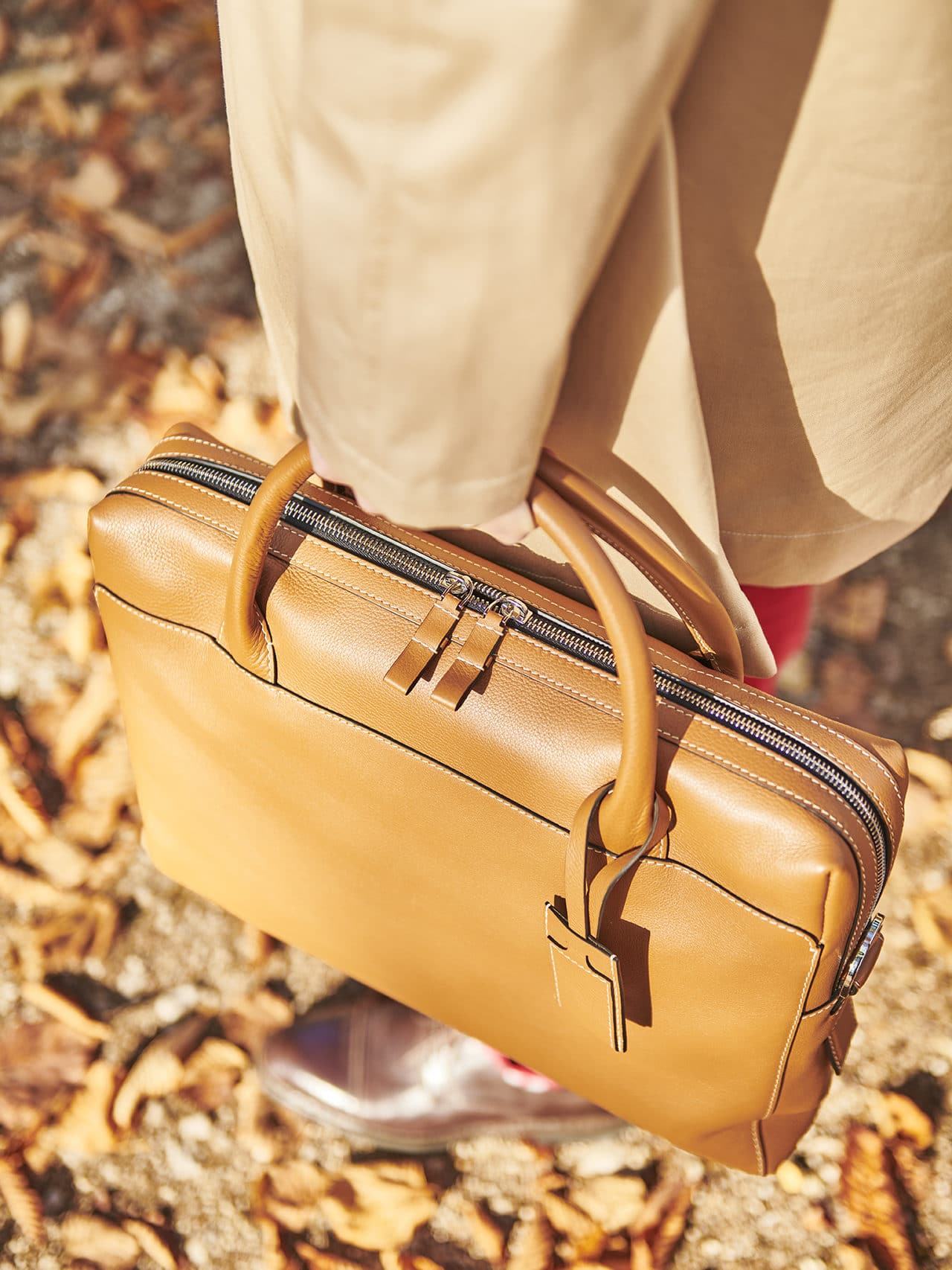 brown business man trench bag fall