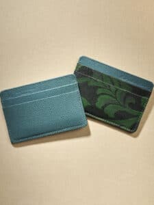 "Essentiel" slim cardholder green Sawaya Saibikarahana