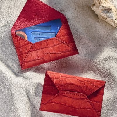 Porte-cartes enveloppe alligator nubuck rouge