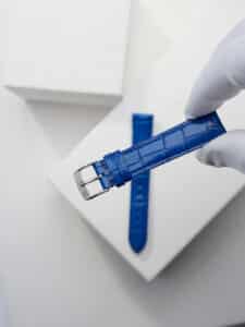 Luxury watch strap - electric blue shiny alligator