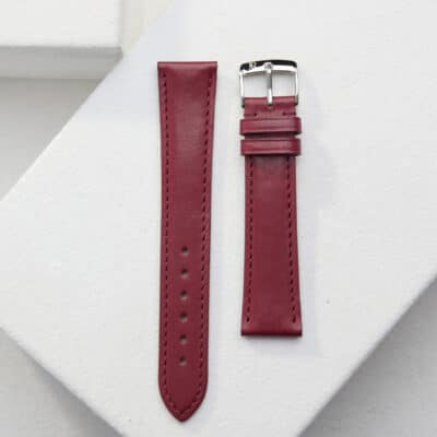 <span class="cat_name">Classic 3.5 Watch strap</span><br><span class="material_name">Plain Calf</span><br><span class="color_name">Carmine</span>